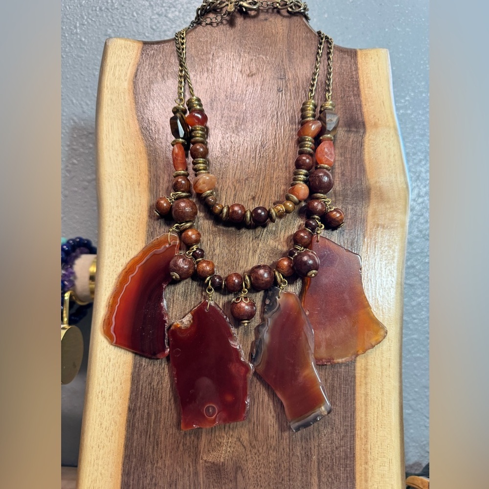 Carnelian Agate Brown and Gold Chunky Chico’s Natural Stone Necklace - Picture 3 of 12